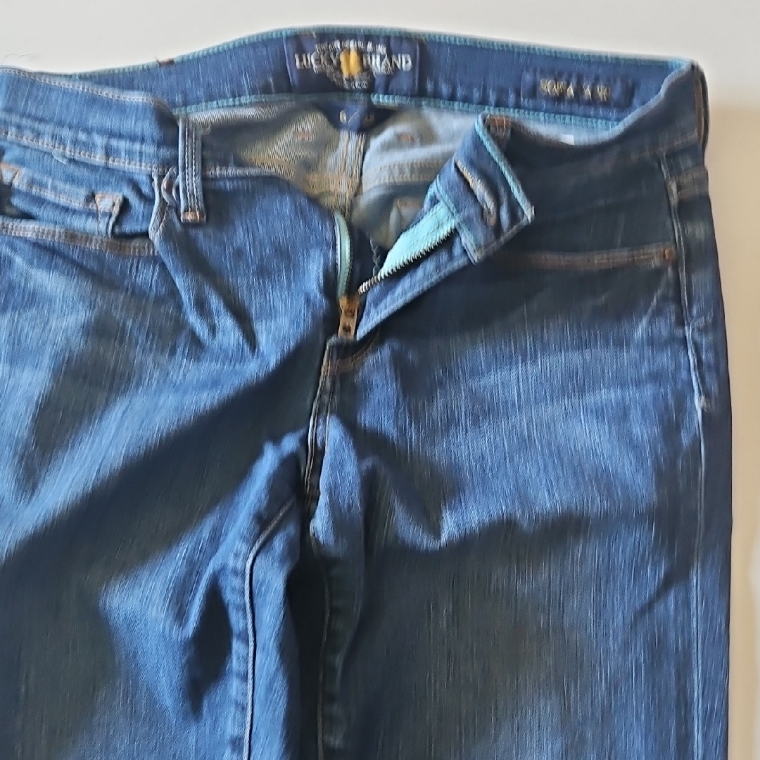 Lucky Brand Blue Straight Leg Jeans Classic Denim